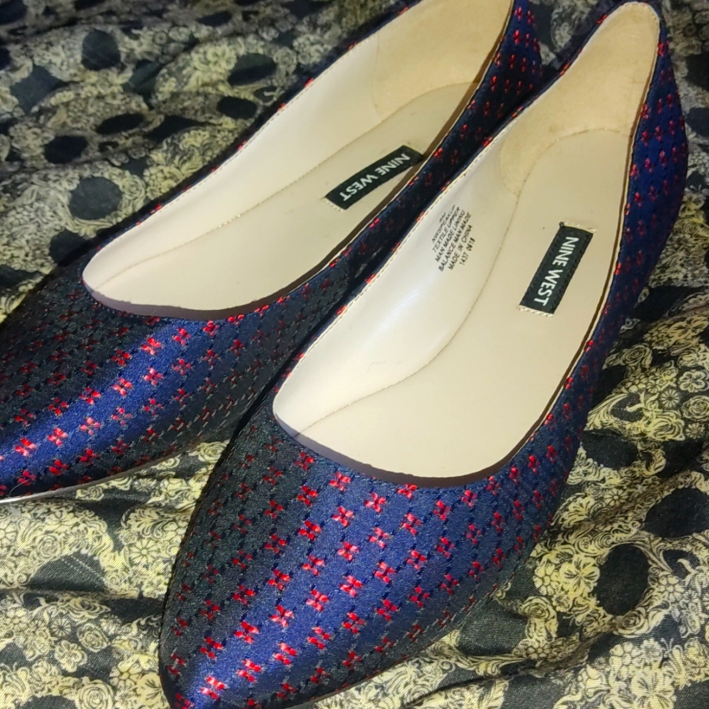 Nine West Size 8 Speak Up Textile Flats Royal Blue